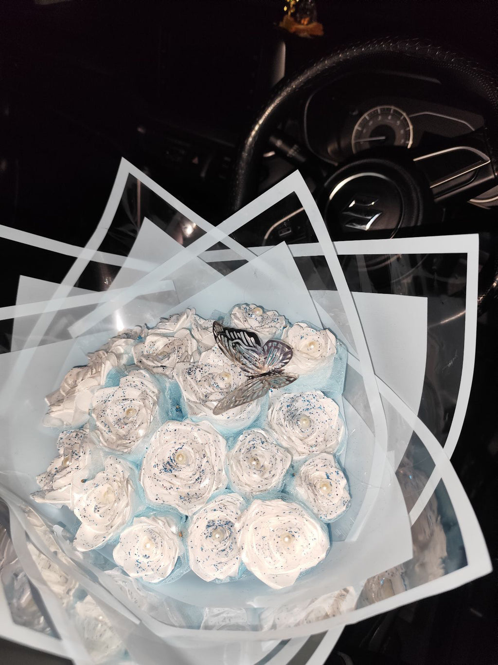 SKY BLUE CLASSIC BOUQUET