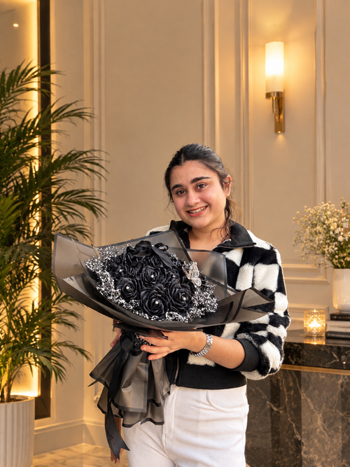 BLACK CLASSIC BOUQUET