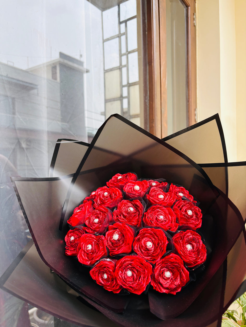 RED CLASSIC RIBBON FLOWER BOUQUET